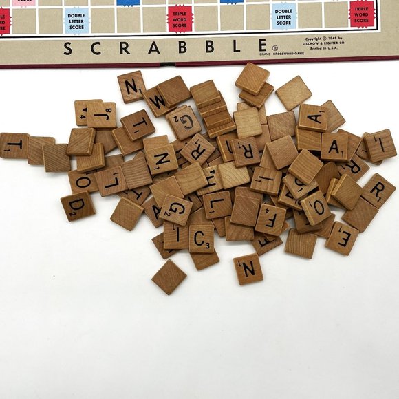 Vtg 1983 Scrabble Crossword Board Game No 17 Original Pieces-Holders-Board-Box - Picture 3 of 7